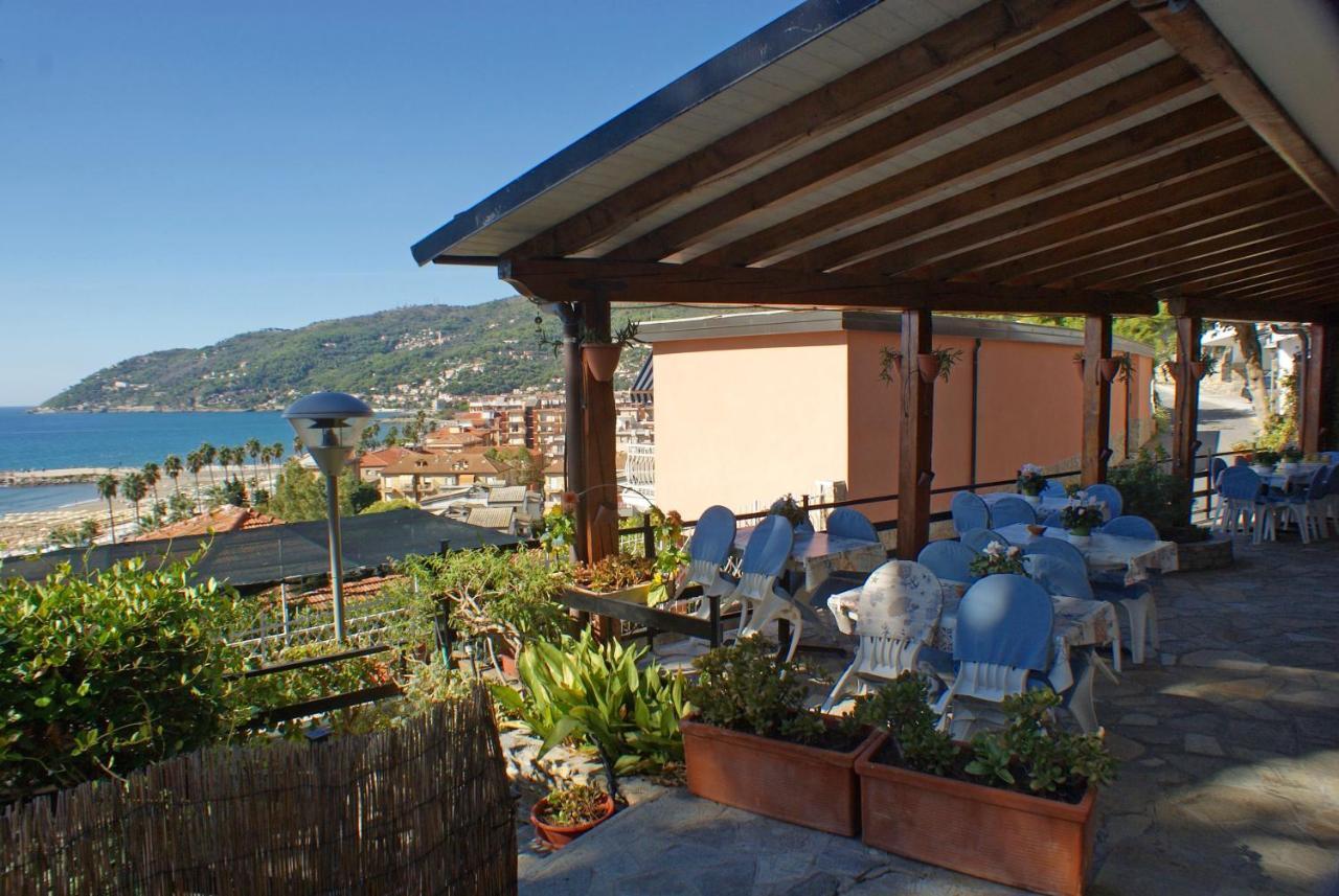 La Pineta 3* Marina dʼAndora